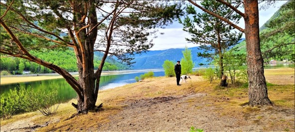 Trond Frøyland, En mann og hans hund